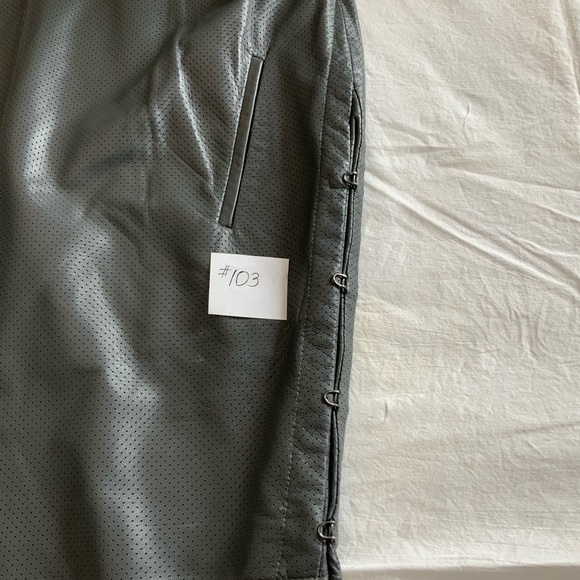 Ports 1961- dark gray perforated leather dress with pockets metal hooks on sides - Picture 4 of 15